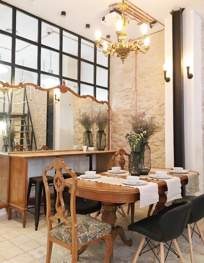 Hostel Numero Trece - Free Towels, Coffee & Tea, Remote Check-In (Adults Only) アリカンテ エクステリア 写真