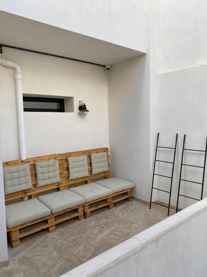 Hostel Numero Trece - Free Towels, Coffee & Tea, Remote Check-In (Adults Only) アリカンテ エクステリア 写真